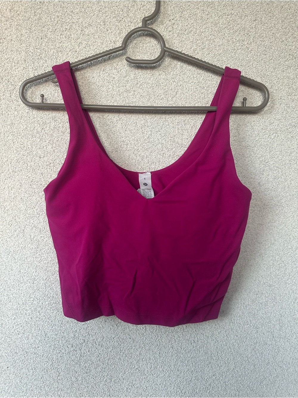 Lululemon Magenta Berry Crop Tank | Built-In Bra Liner, Size 6
